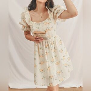 Storia Cream Floral Mini Dress Size Medium